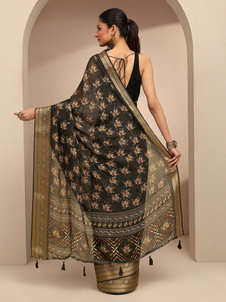 Black Printed Silk Blend Saree With Unstitched Blouse Piece