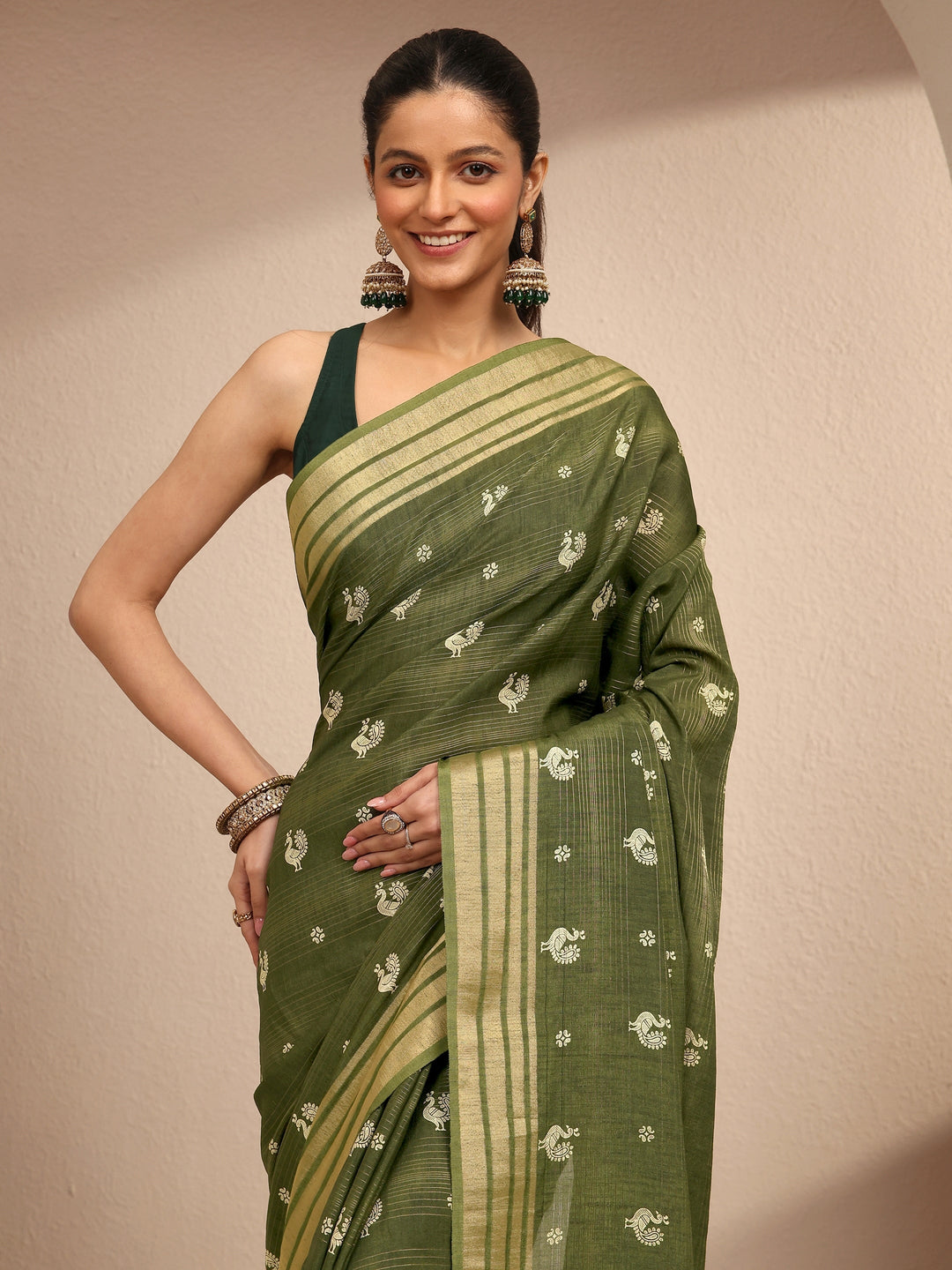 Green Printed Silk Blend Saree With Unstitched Blouse Piece
