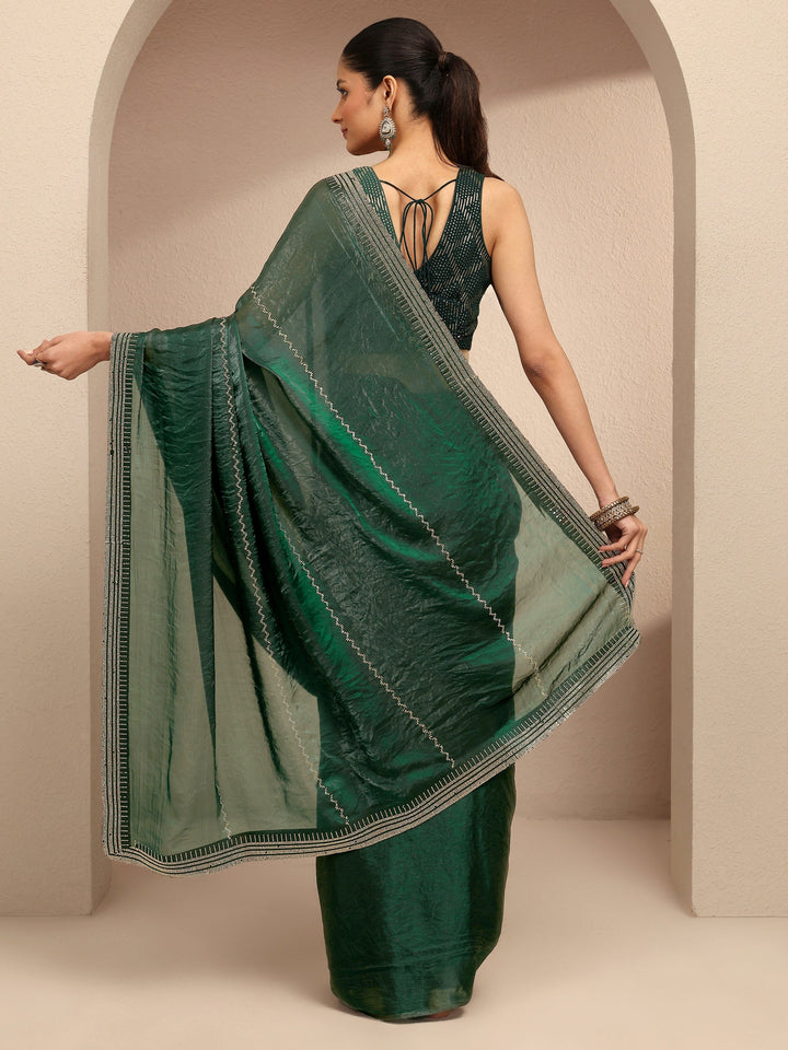 Green Embellished Silk Blend Saree With Unstitched Blouse Piece