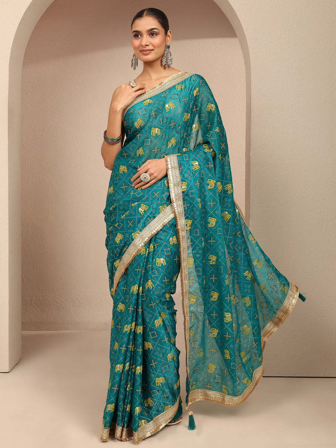 Blue Tribal Printed Silk Blend Saree With Unstitched Blouse Piece