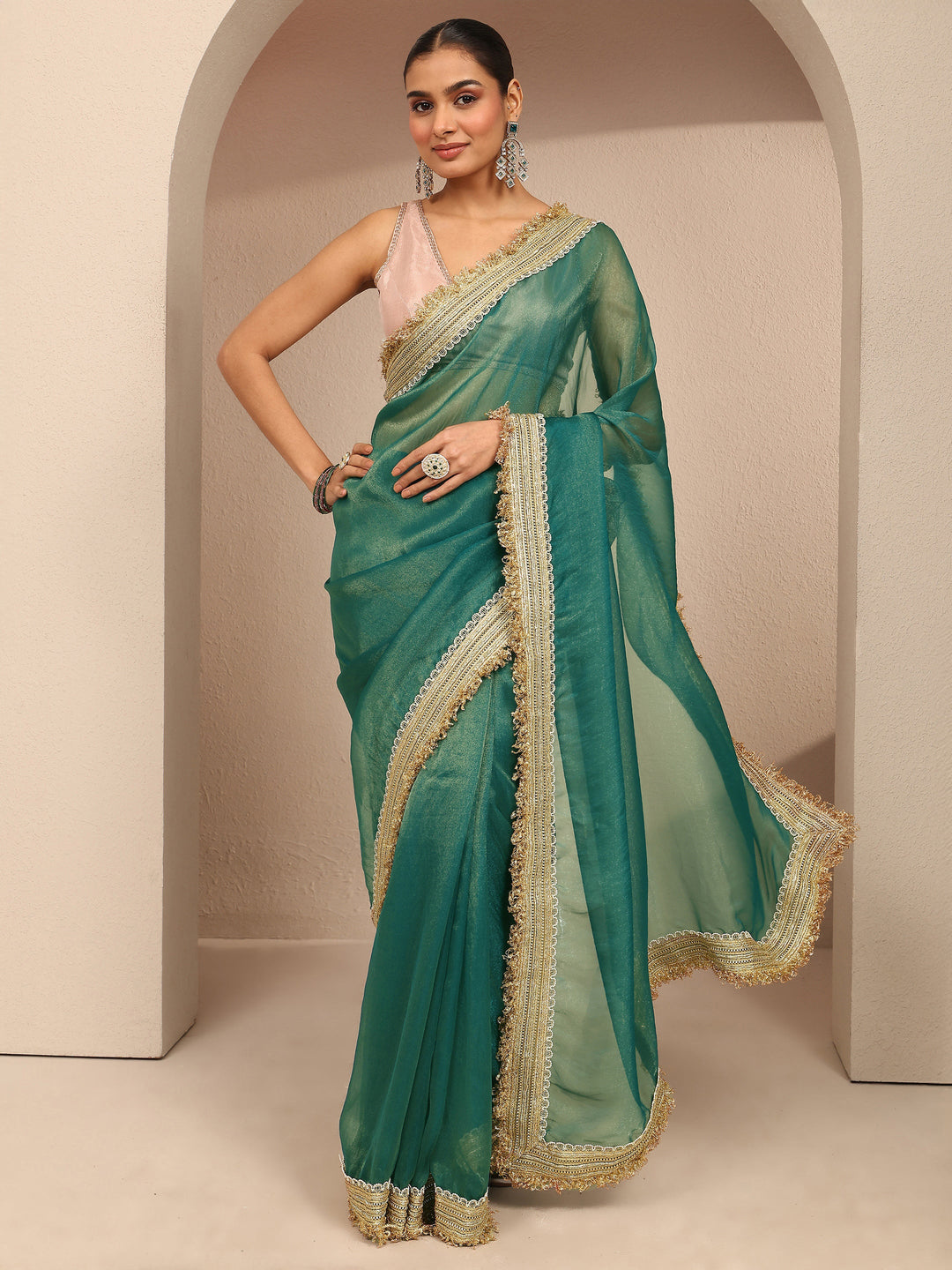 Blue Solid Silk Blend Saree With Unstitched Blouse Piece