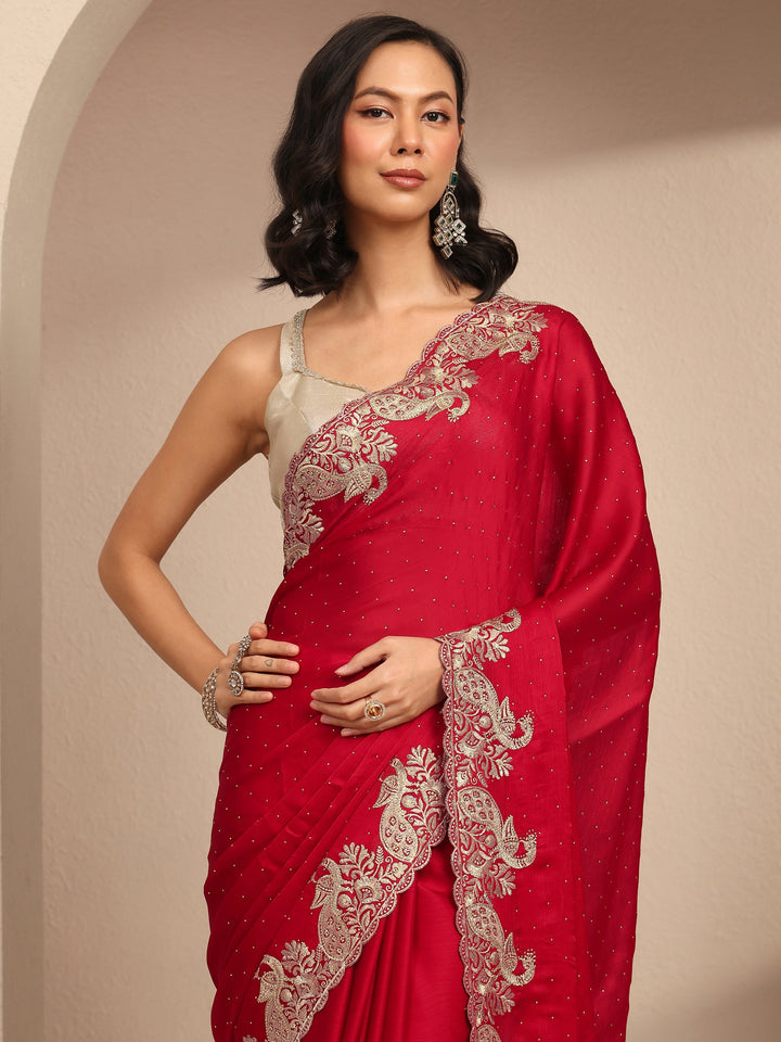 Red Embellished Silk Blend Saree With Unstitched Blouse Piece