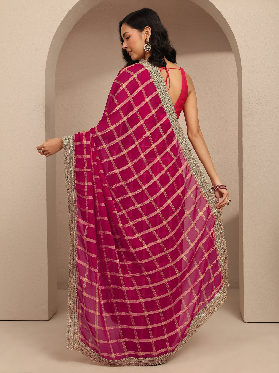 Pink Geometric Woven Design Silk Blend Saree With Unstitched Blouse Piece