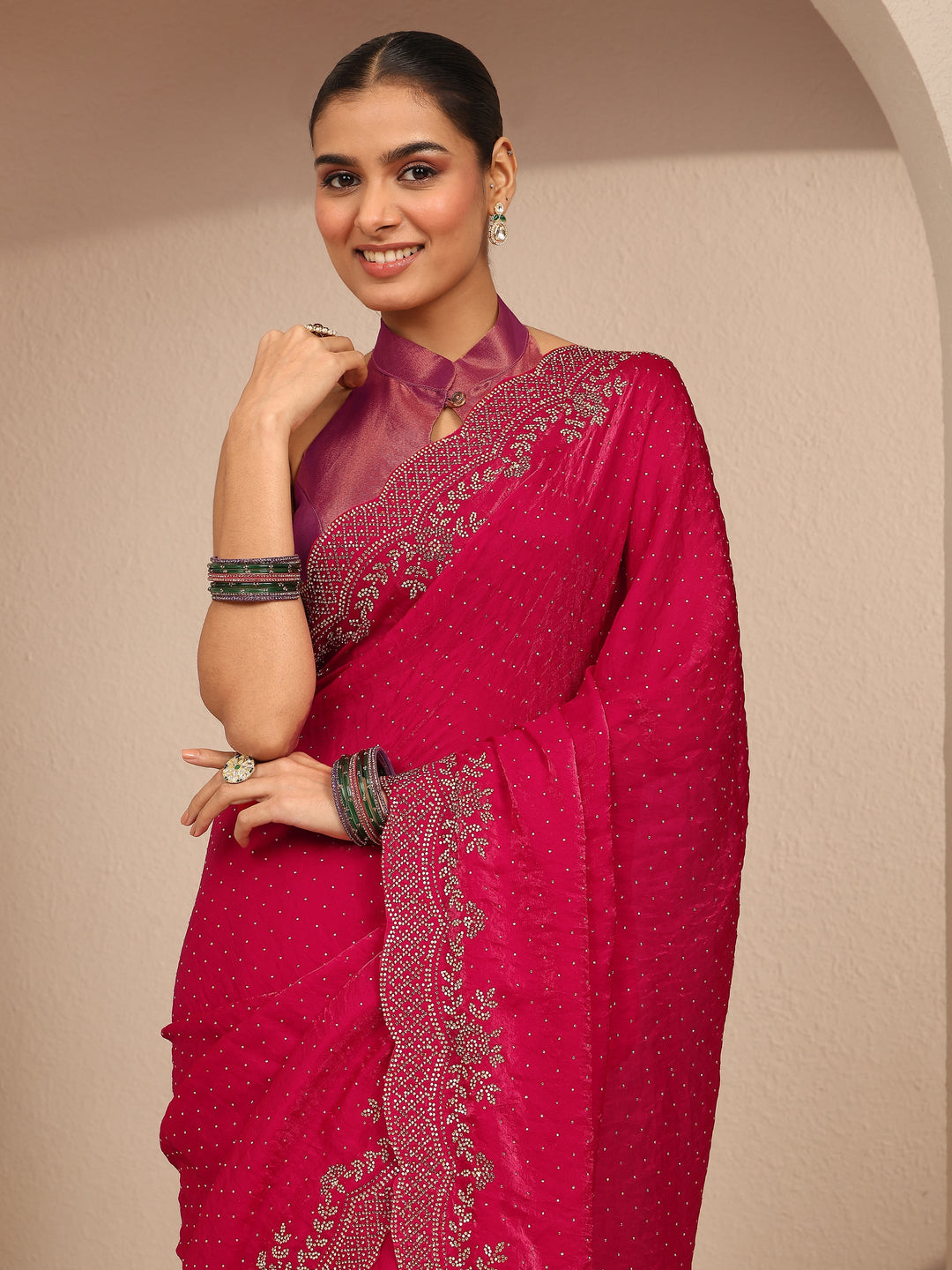Pink Embellished Silk Blend Saree With Unstitched Blouse Piece