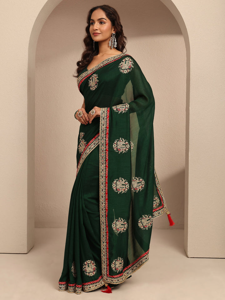 Green Embroidered Silk Blend Saree With Unstitched Blouse Piece