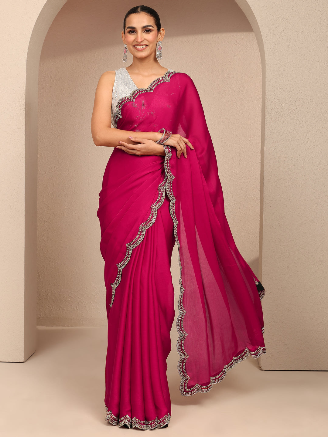 Pink Solid Silk Blend Saree With Unstitched Blouse Piece
