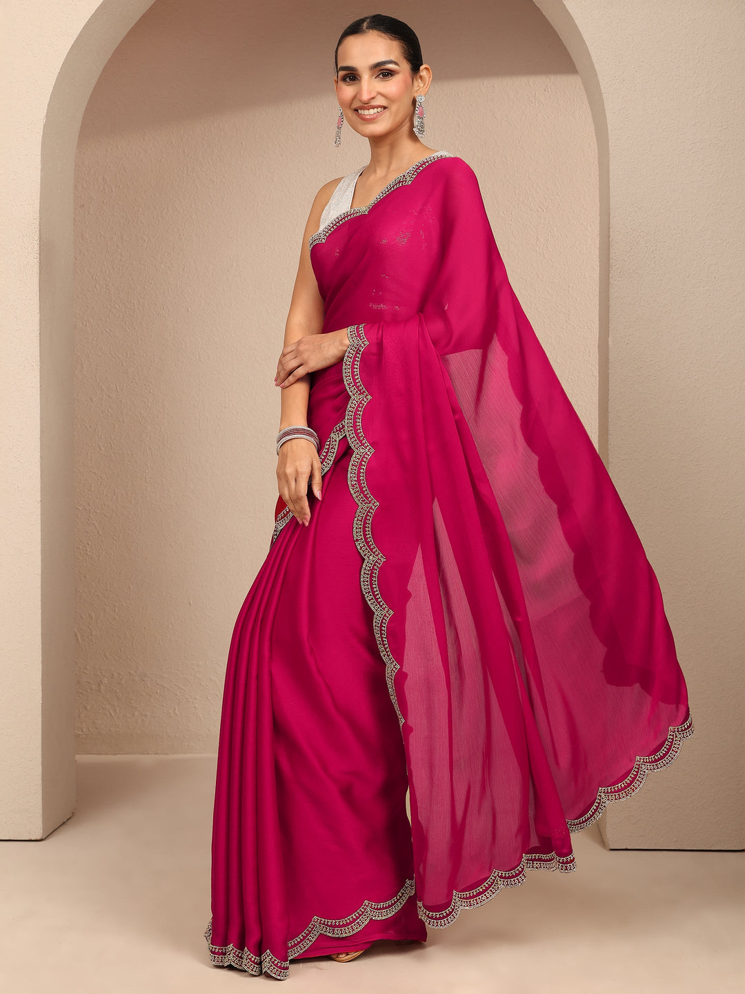 Pink Solid Silk Blend Saree With Unstitched Blouse Piece