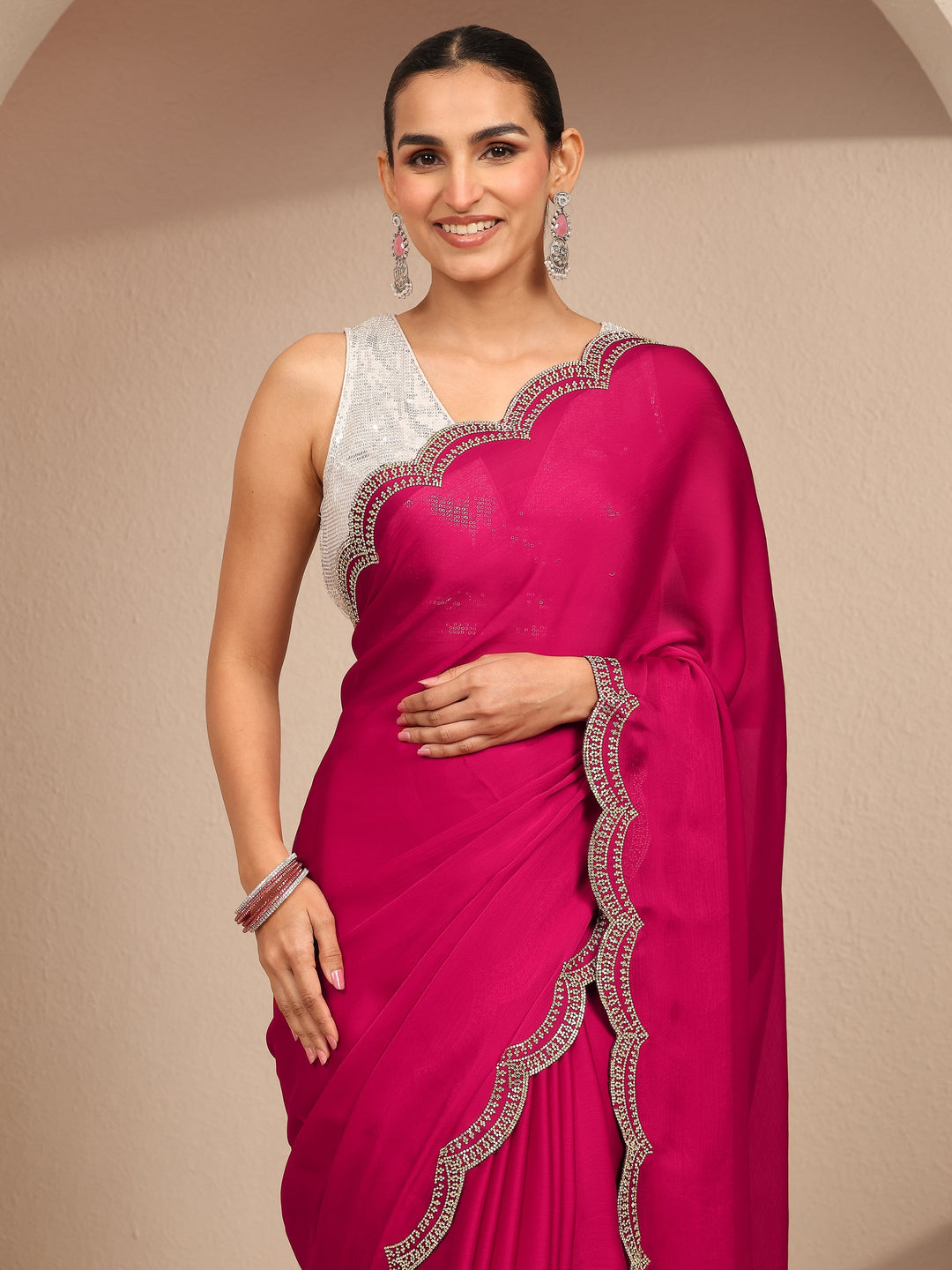Pink Solid Silk Blend Saree With Unstitched Blouse Piece