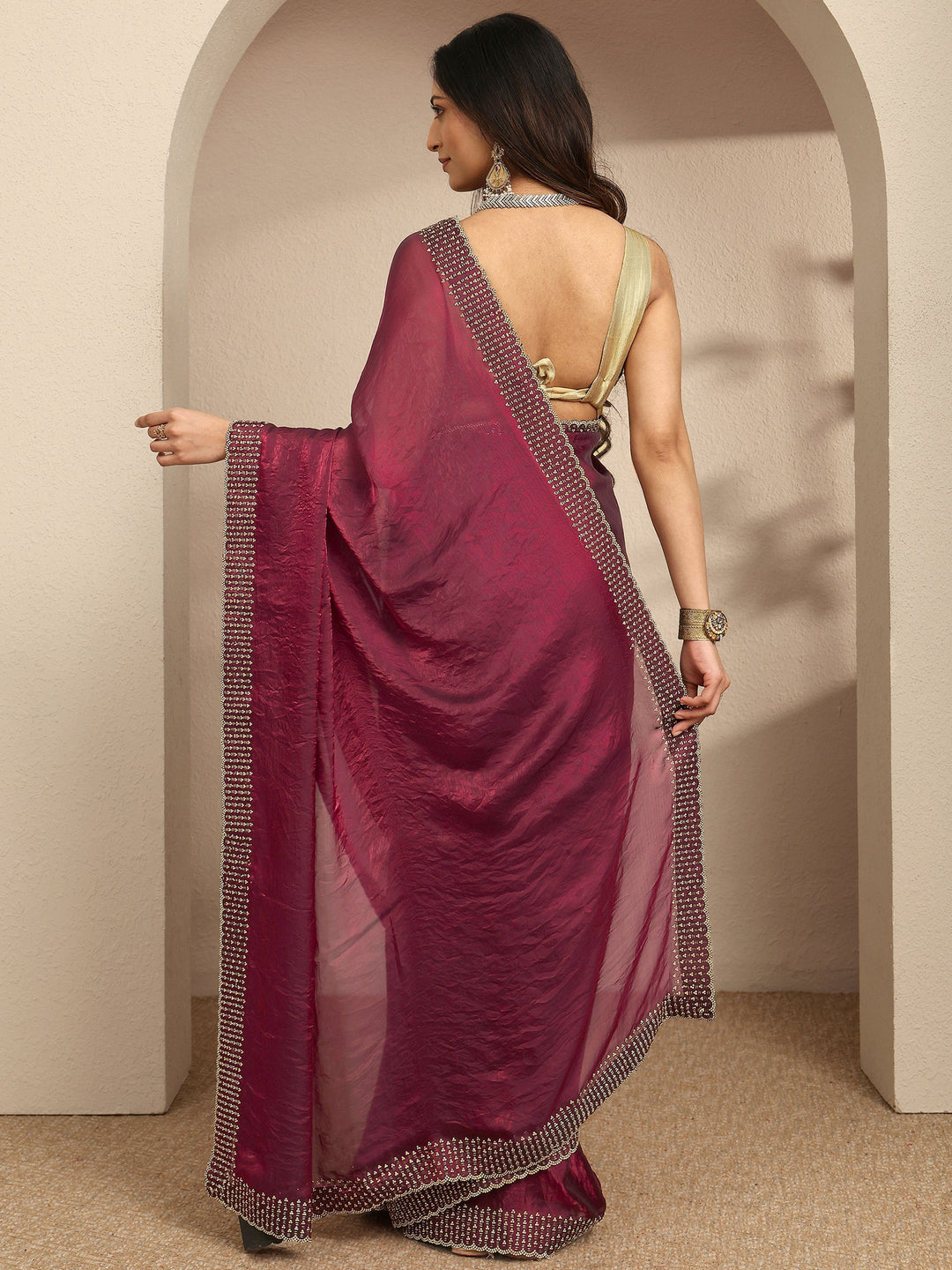 Maroon Embellished Silk Blend Saree With Unstitched Blouse Piece