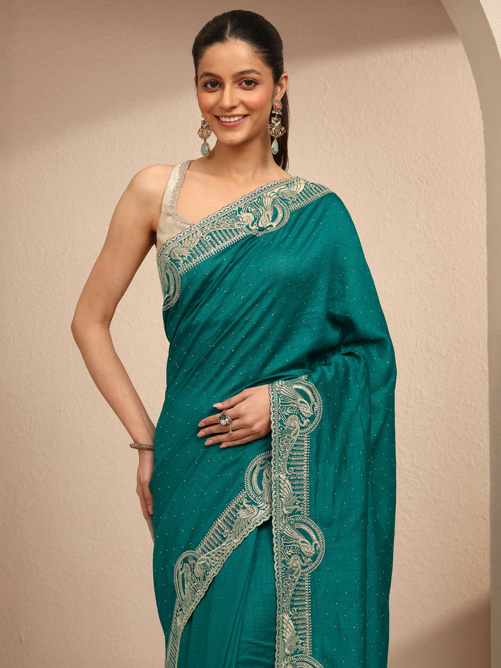 Green Embellished Silk Blend Saree With Unstitched Blouse Piece