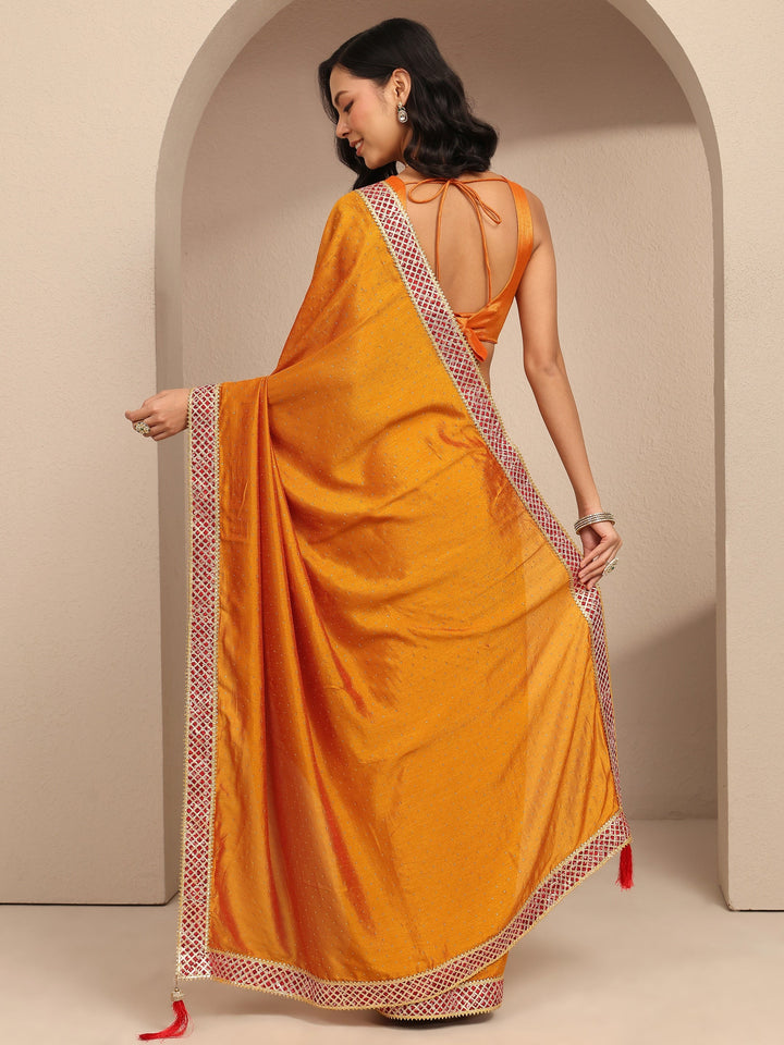 Mustard Embellished Silk Blend Saree With Unstitched Blouse Piece