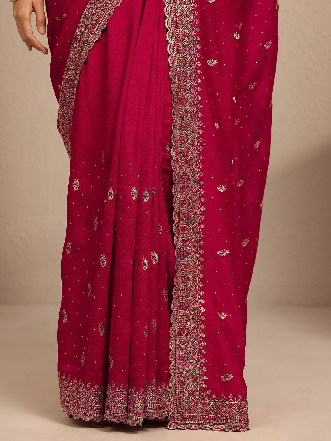 Pink Paisley Embroidered Silk Blend Saree With Unstitched Blouse Piece