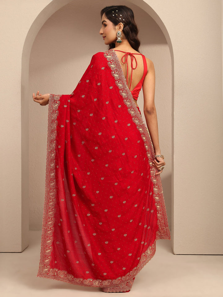 Red Embroidered Silk Blend Saree With Unstitched Blouse Piece