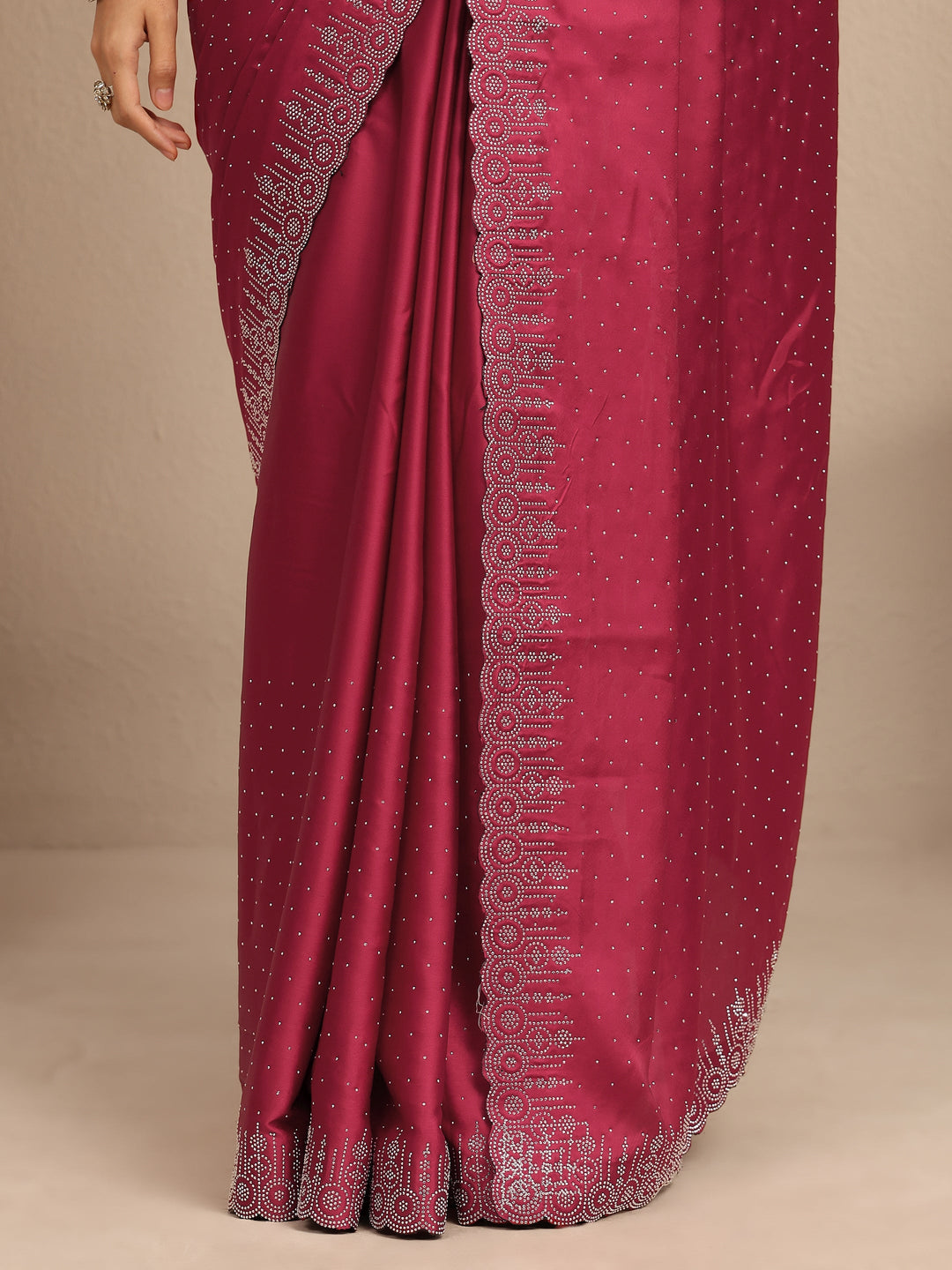 Maroon Embellished Silk Blend Saree With Unstitched Blouse Piece