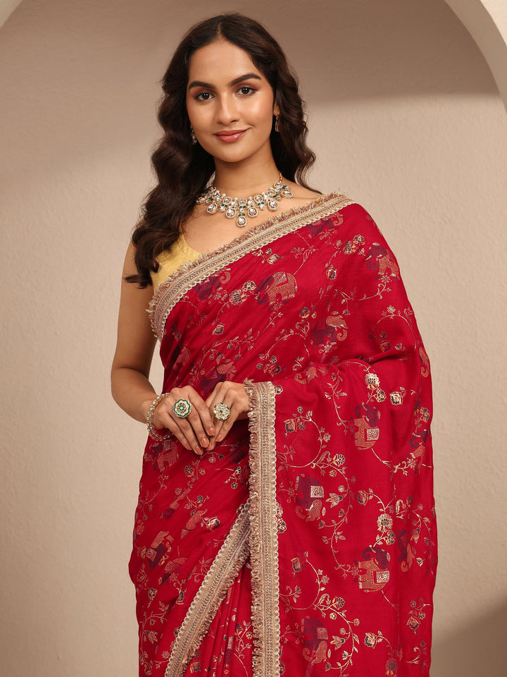Red Tribal Printed Silk Blend Saree With Unstitched Blouse Piece