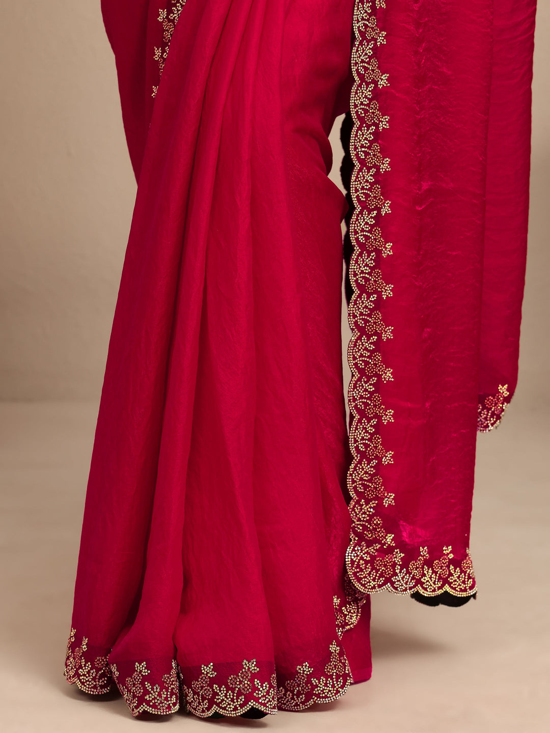 Pink Solid Silk Blend Saree With Unstitched Blouse Piece