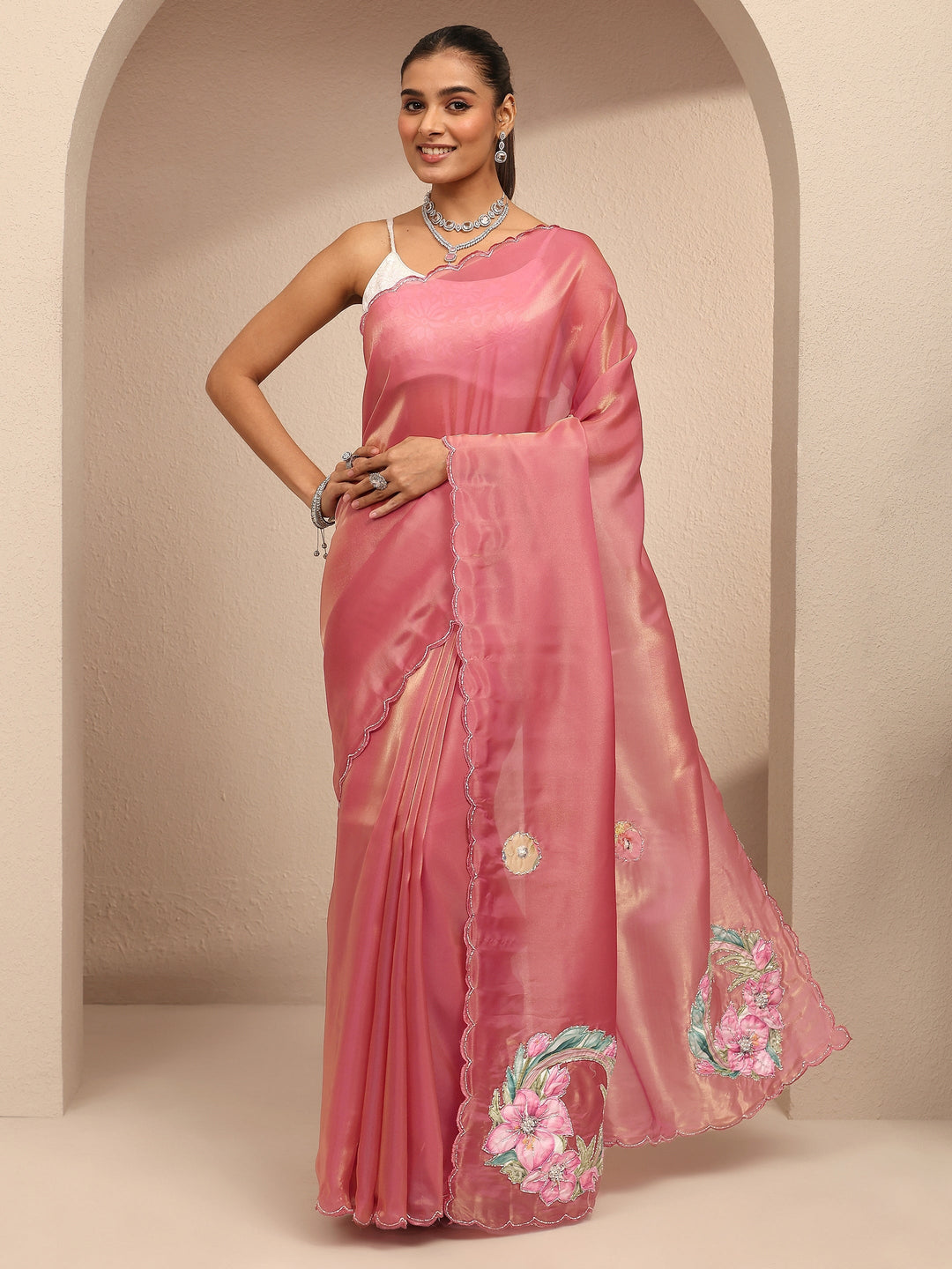Pink Embellished Silk Blend Saree With Unstitched Blouse Piece