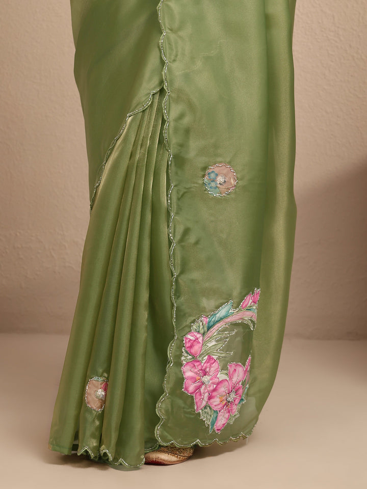 Green Embellished Silk Blend Saree With Unstitched Blouse Piece