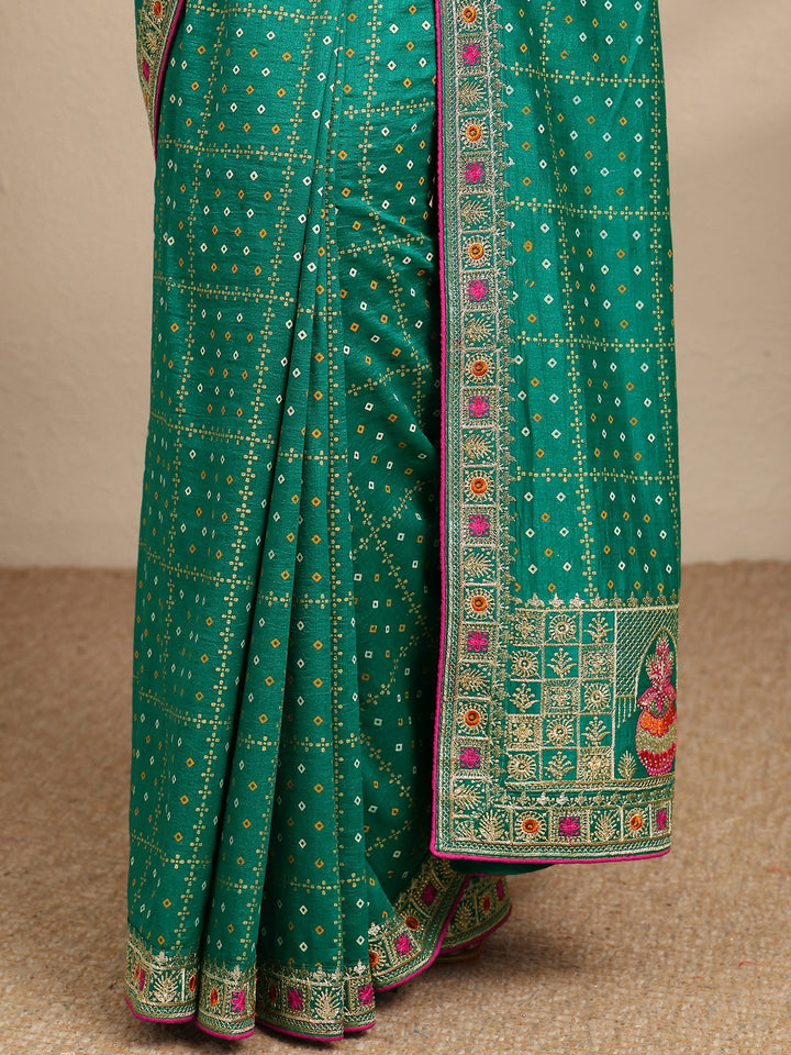 Green Bandhani Printed Silk Blend Saree With Unstitched Blouse Piece