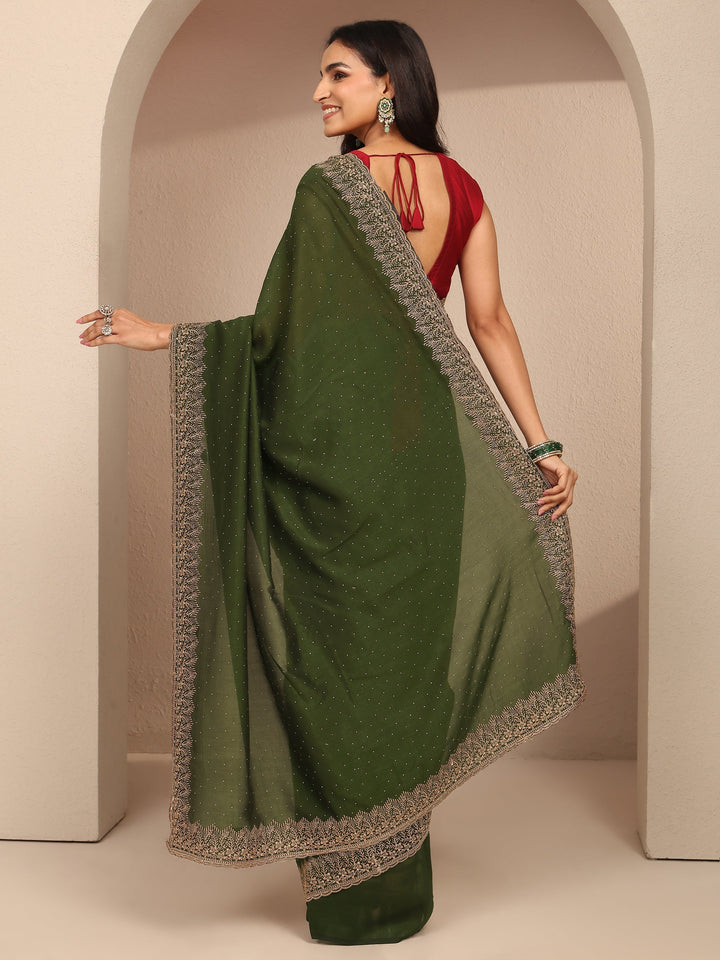 Green Embellished Silk Blend Saree With Unstitched Blouse Piece