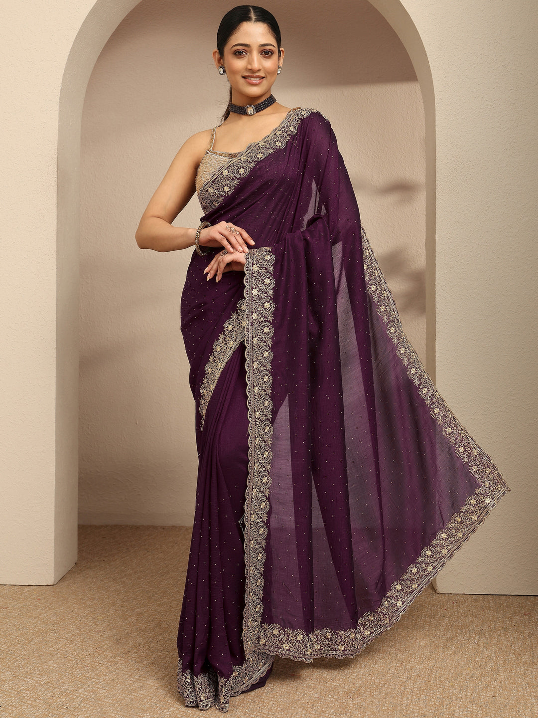 Burgundy Embellished Silk Blend Saree With Unstitched Blouse Piece