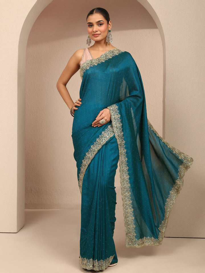 Teal Embellished Silk Blend Saree With Unstitched Blouse Piece
