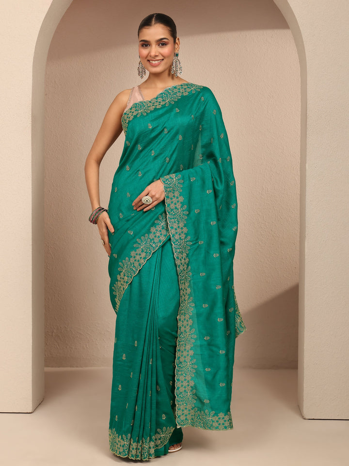 Green Embroidered Silk Blend Saree With Unstitched Blouse Piece
