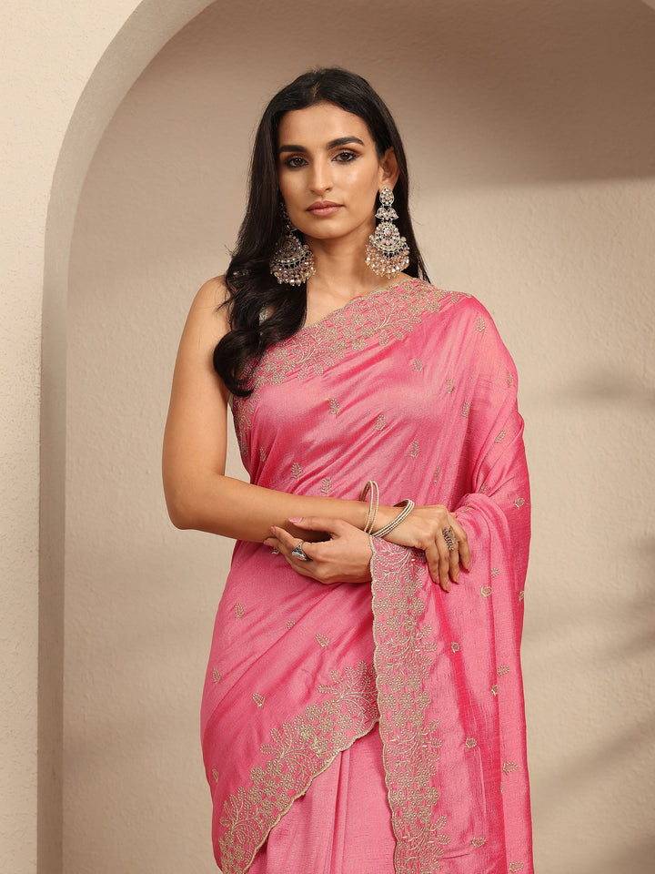 Coral Embroidered Silk Blend Saree With Unstitched Blouse Piece