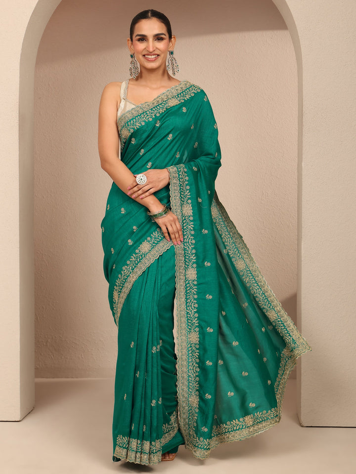 Green Embroidered Silk Blend Saree With Unstitched Blouse Piece