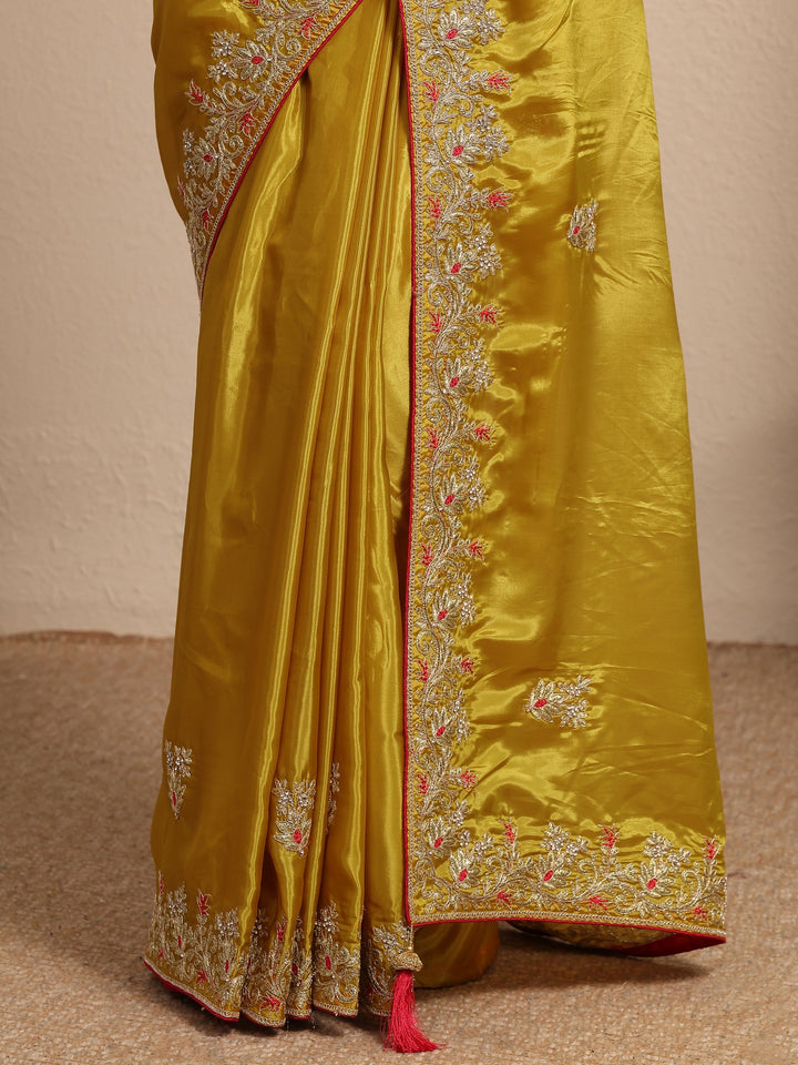 Mustard Embroidered Silk Blend Saree With Unstitched Blouse Piece