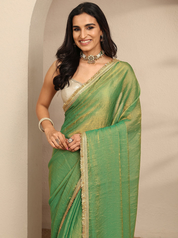 Green Embellished Silk Blend Saree With Unstitched Blouse Piece