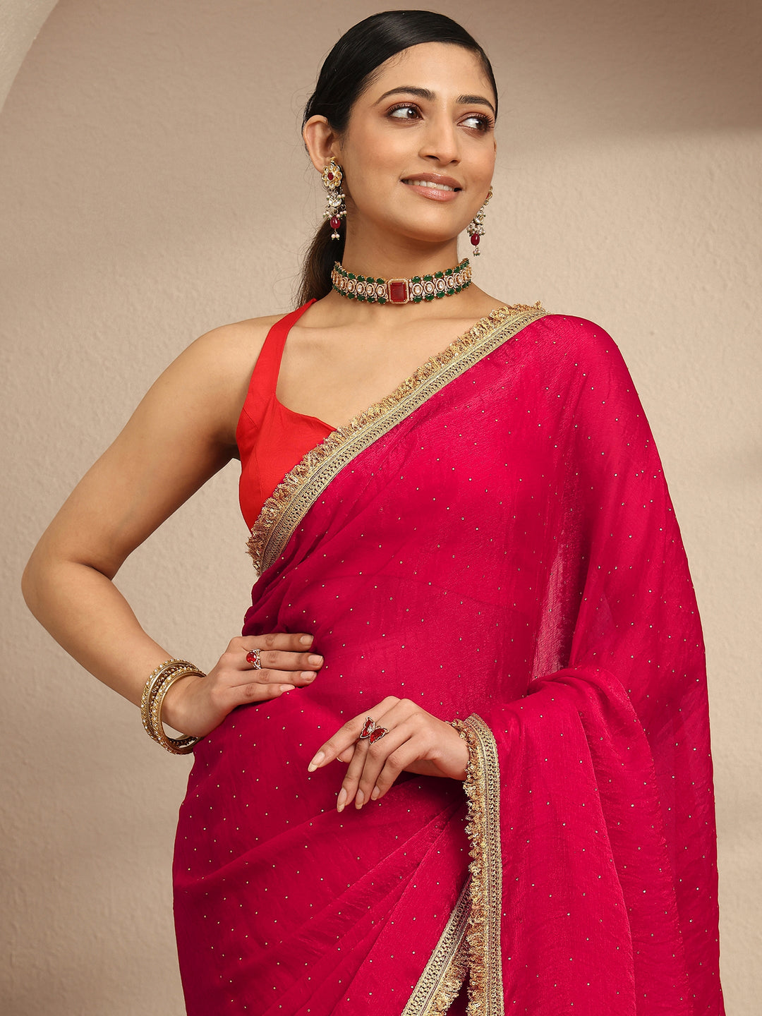 Pink Embellished Silk Blend Saree With Unstitched Blouse Piece