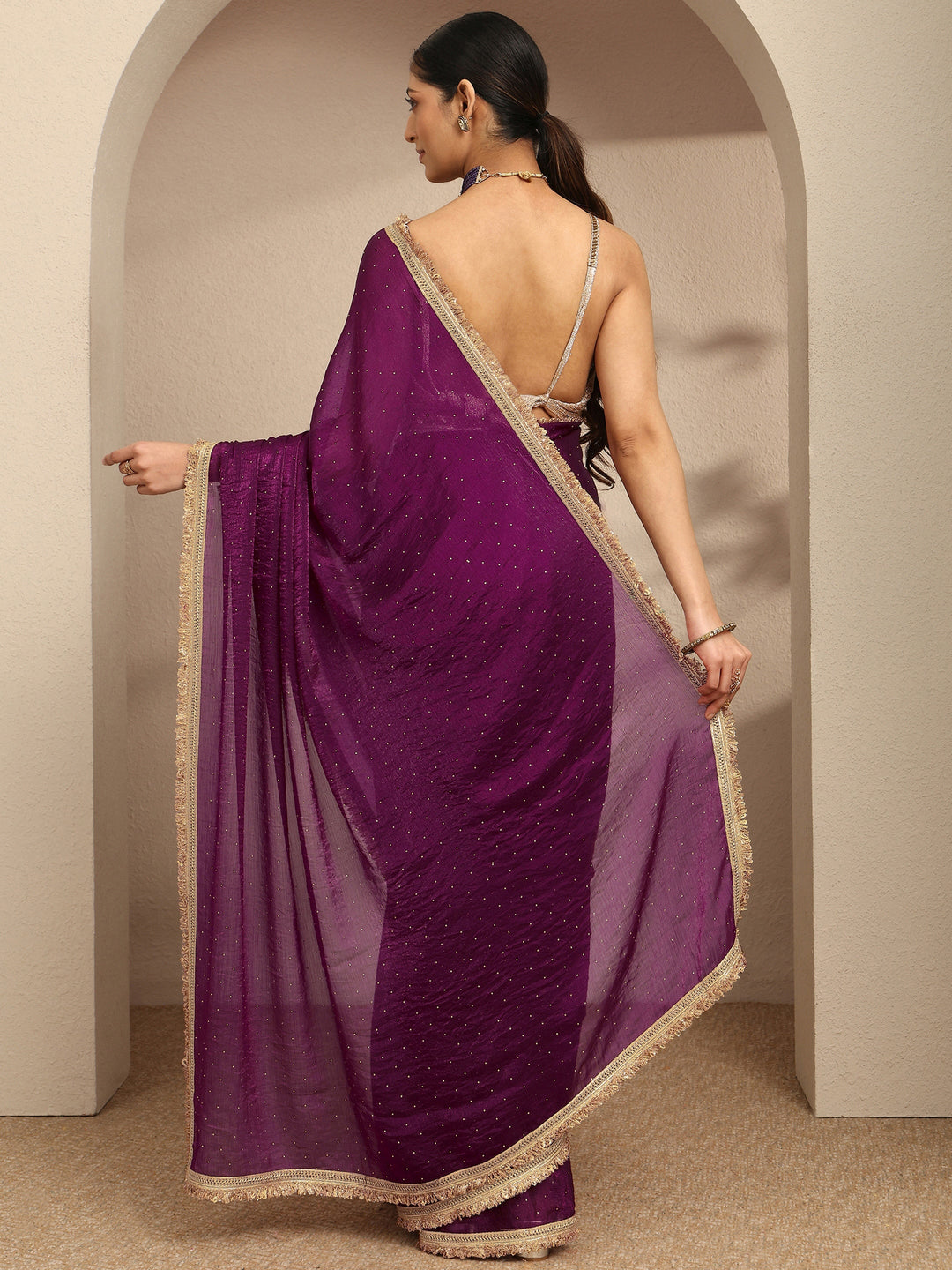 Maroon Embellished Silk Blend Saree With Unstitched Blouse Piece