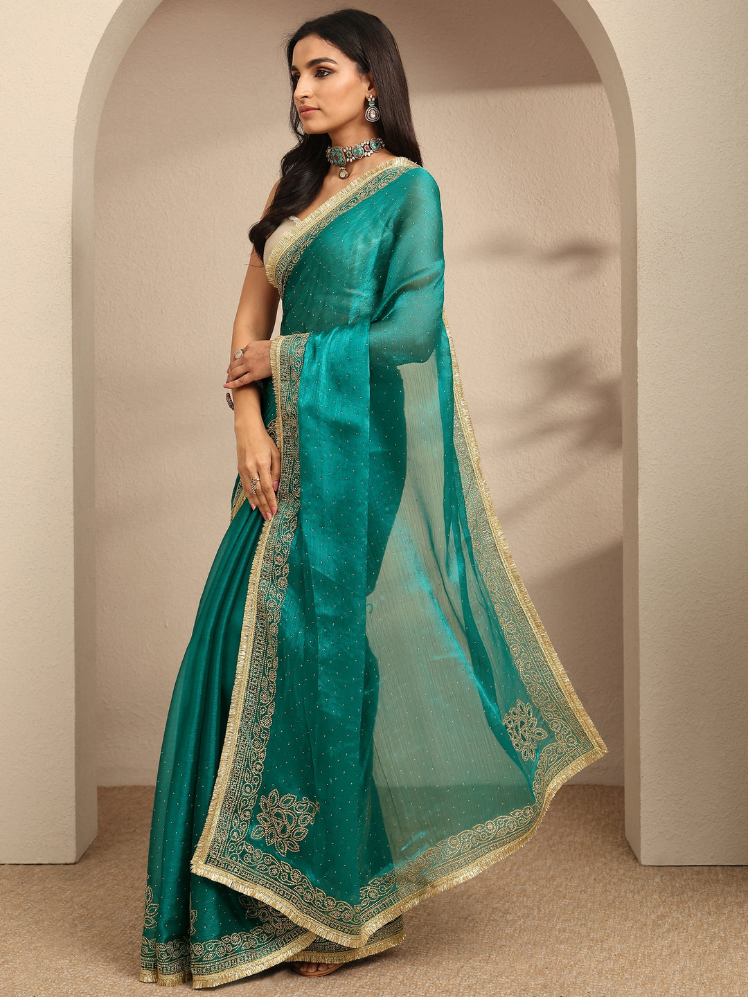 Blue Embellished Silk Blend Saree With Unstitched Blouse Piece