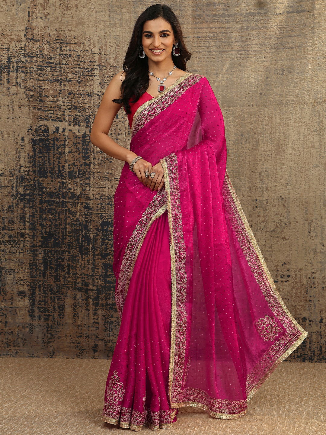 Pink Embellished Silk Blend Saree With Unstitched Blouse Piece
