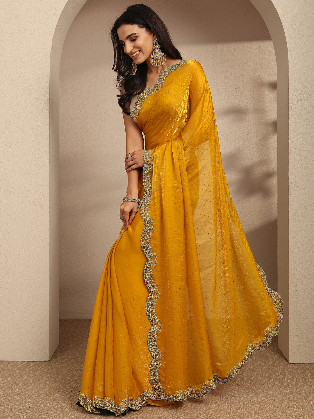 Mustard Embellished Silk Blend Saree With Unstitched Blouse Piece
