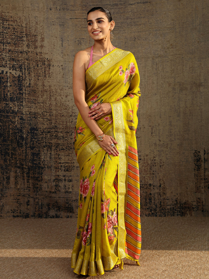 Green Printed Silk Blend Saree With Unstitched Blouse Piece