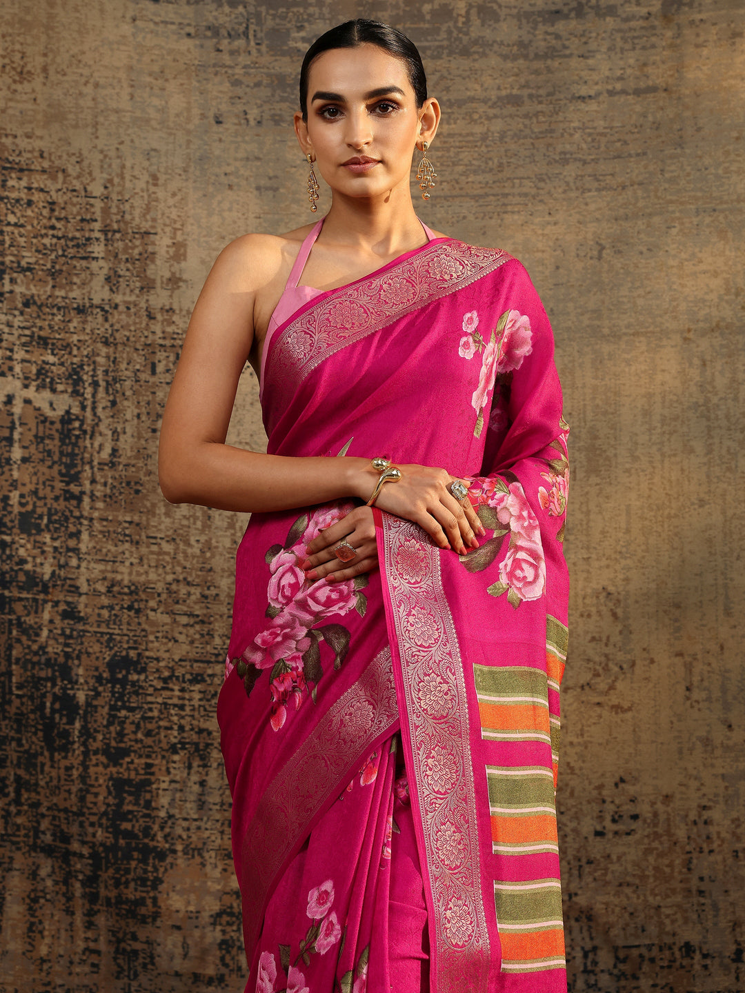 Pink Printed Silk Blend Saree With Unstitched Blouse Piece