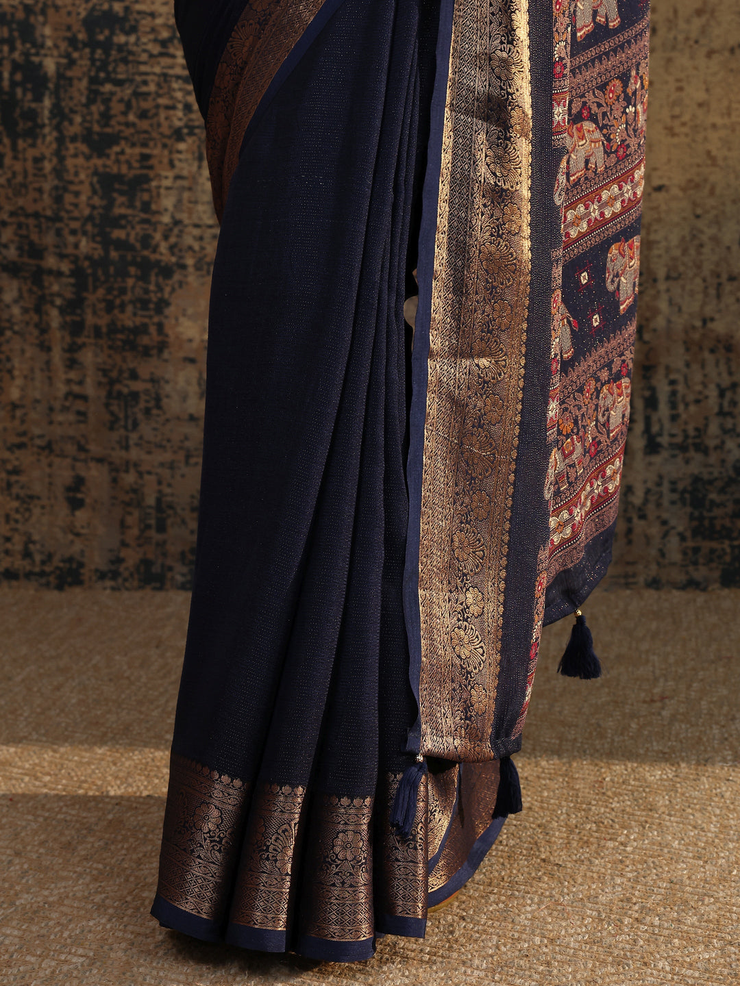 Blue Solid Silk Blend Saree With Unstitched Blouse Piece