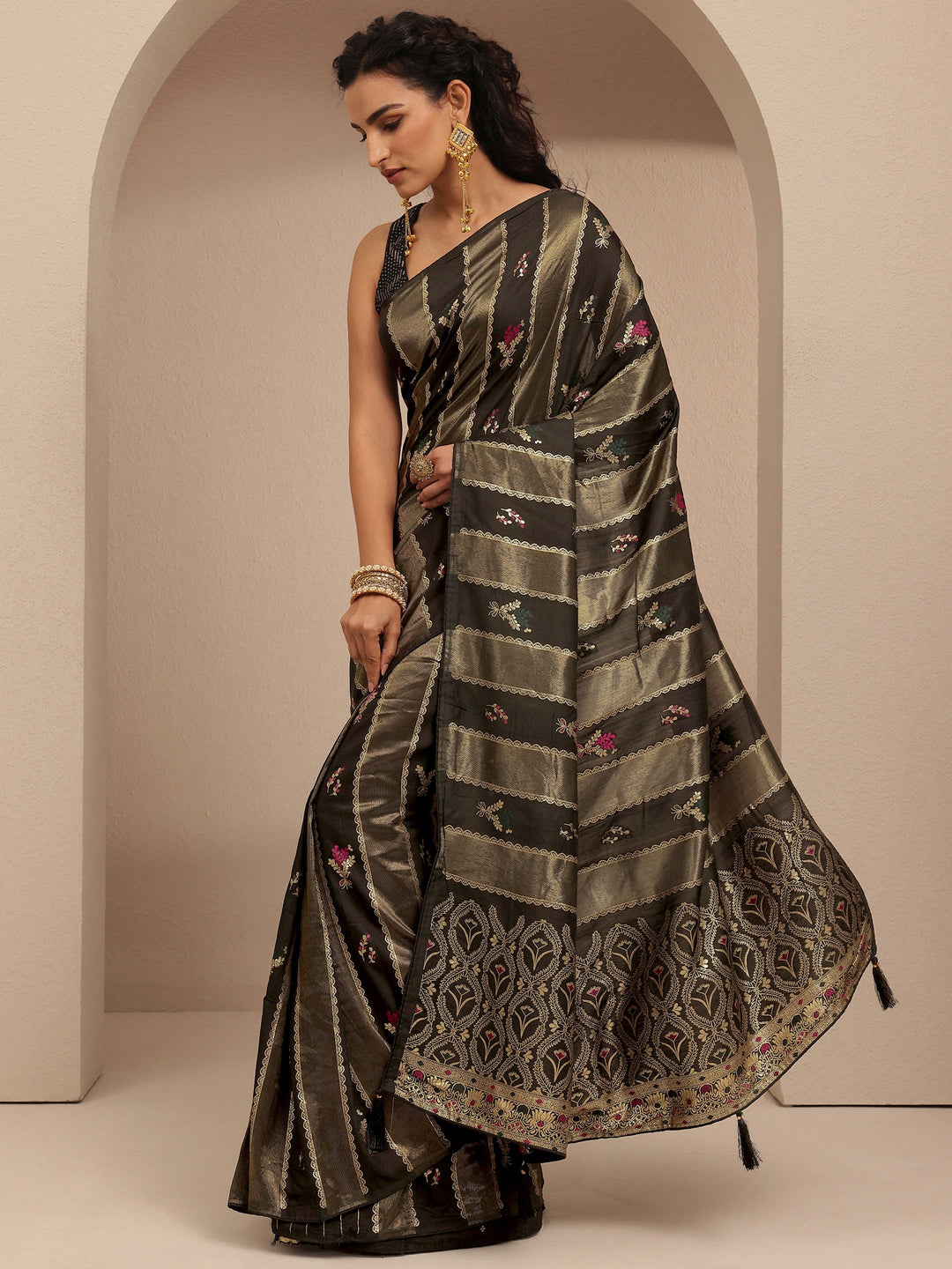 Olive Ikat Woven Design Silk Blend Saree With Unstitched Blouse Piece