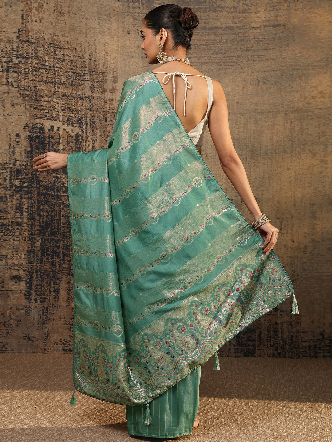 Sea Green Woven Design Silk Blend Saree With Unstitched Blouse Piece