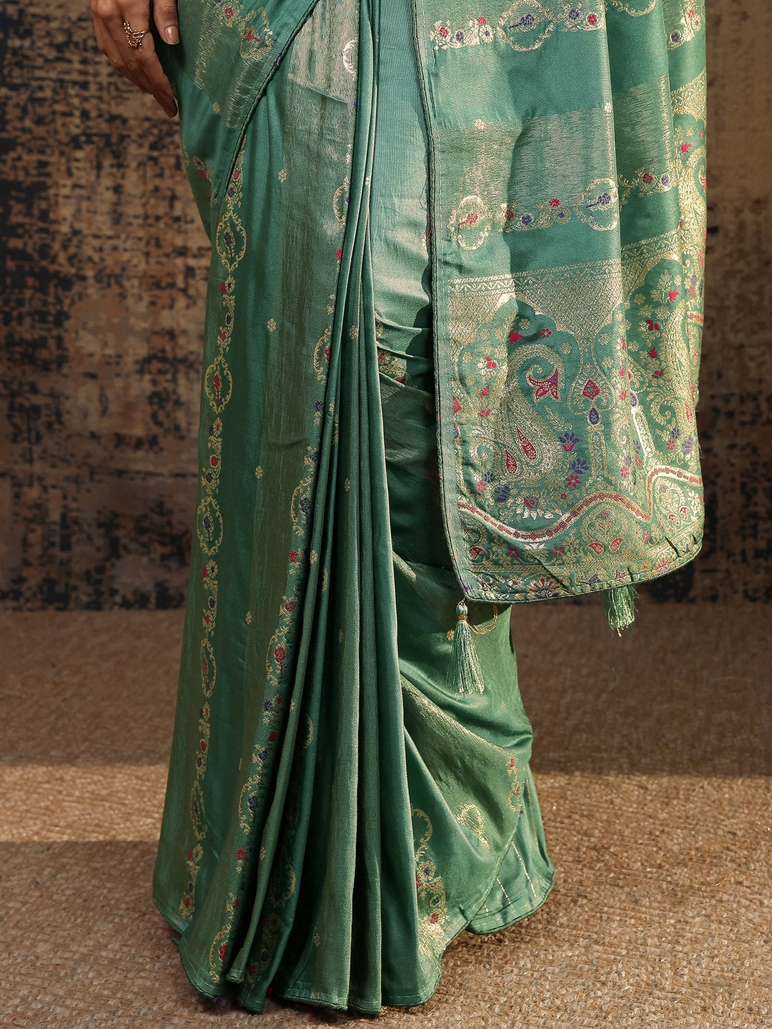 Sea Green Woven Design Silk Blend Saree With Unstitched Blouse Piece