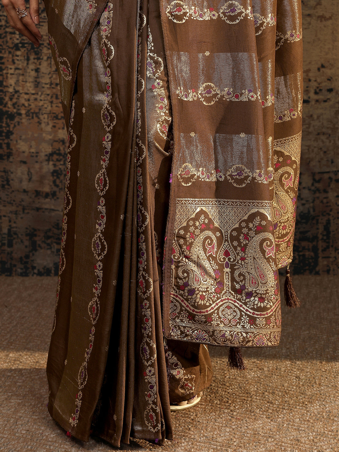 Brown Woven Design Silk Blend Saree With Unstitched Blouse Piece
