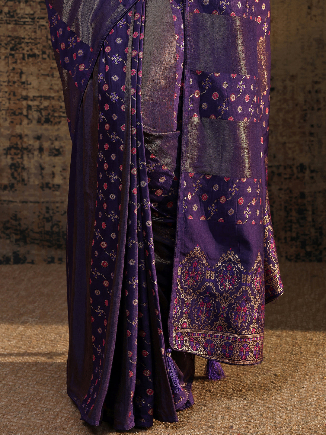 Purple Woven Design Silk Blend Banarasi Saree With Unstitched Blouse Piece