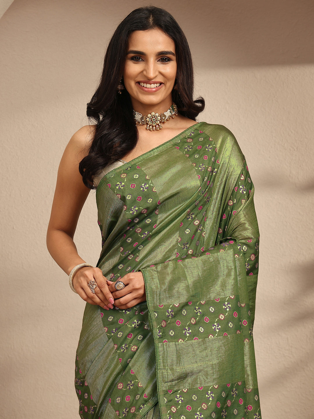 Green Woven Design Silk Blend Saree With Unstitched Blouse Piece