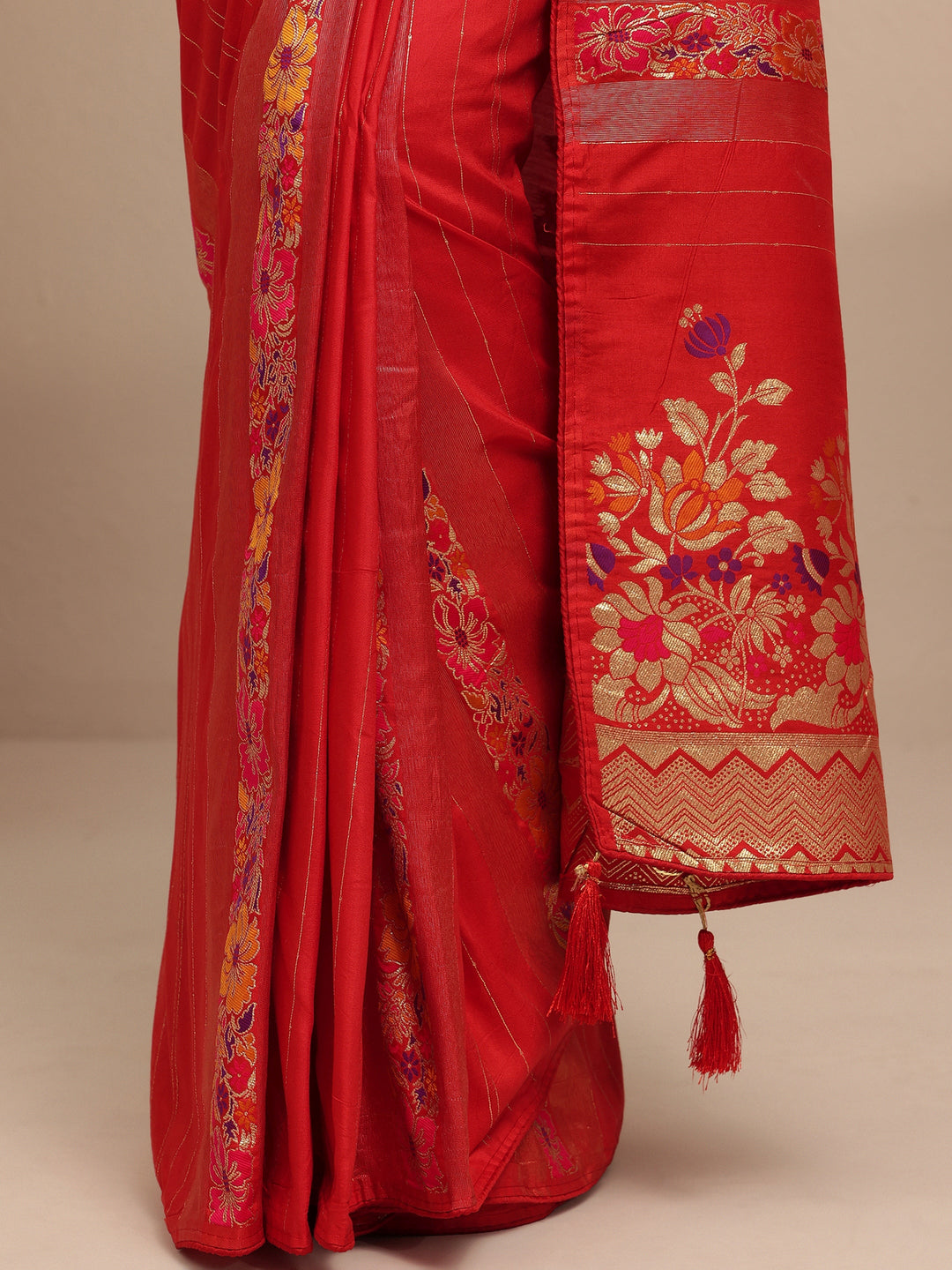 Red Woven Design Silk Blend Saree With Unstitched Blouse Piece