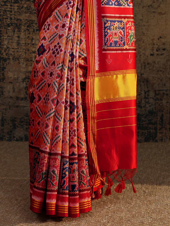 Mustard Abstract Printed Silk Saree With Unstitched Blouse Piece
