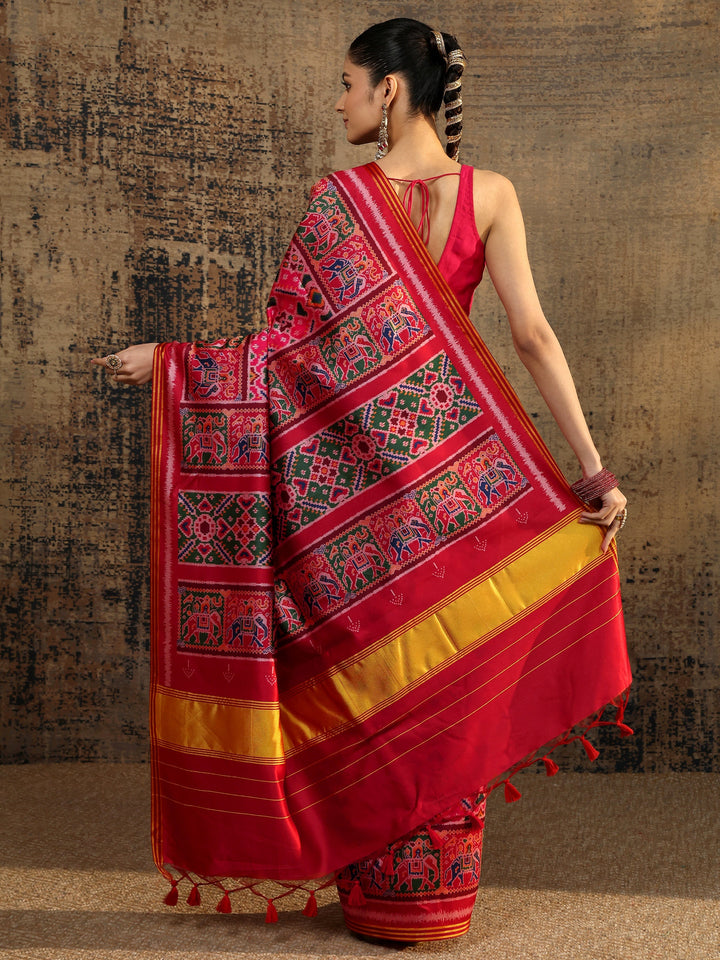 Pink Printed Silk Saree With Unstitched Blouse Piece