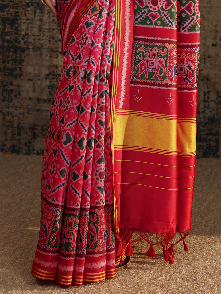 Pink Printed Silk Saree With Unstitched Blouse Piece