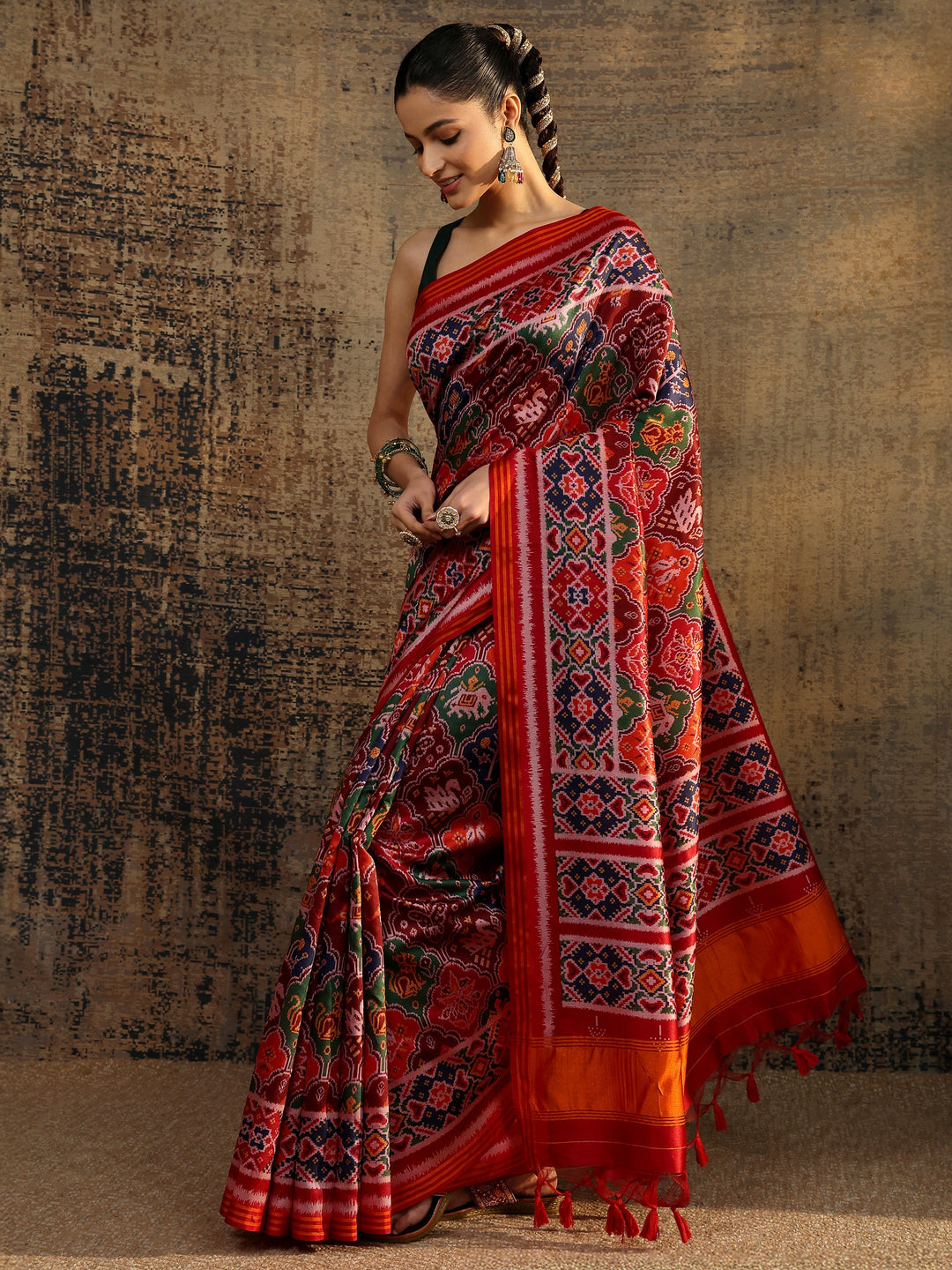 Multi Printed Silk Saree With Unstitched Blouse Piece